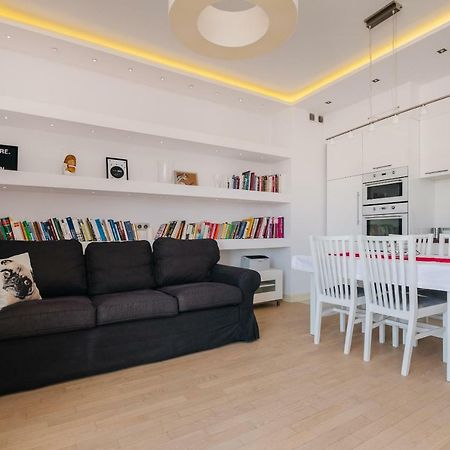 Modern Apartment Across The Ponds Warsaw Luaran gambar