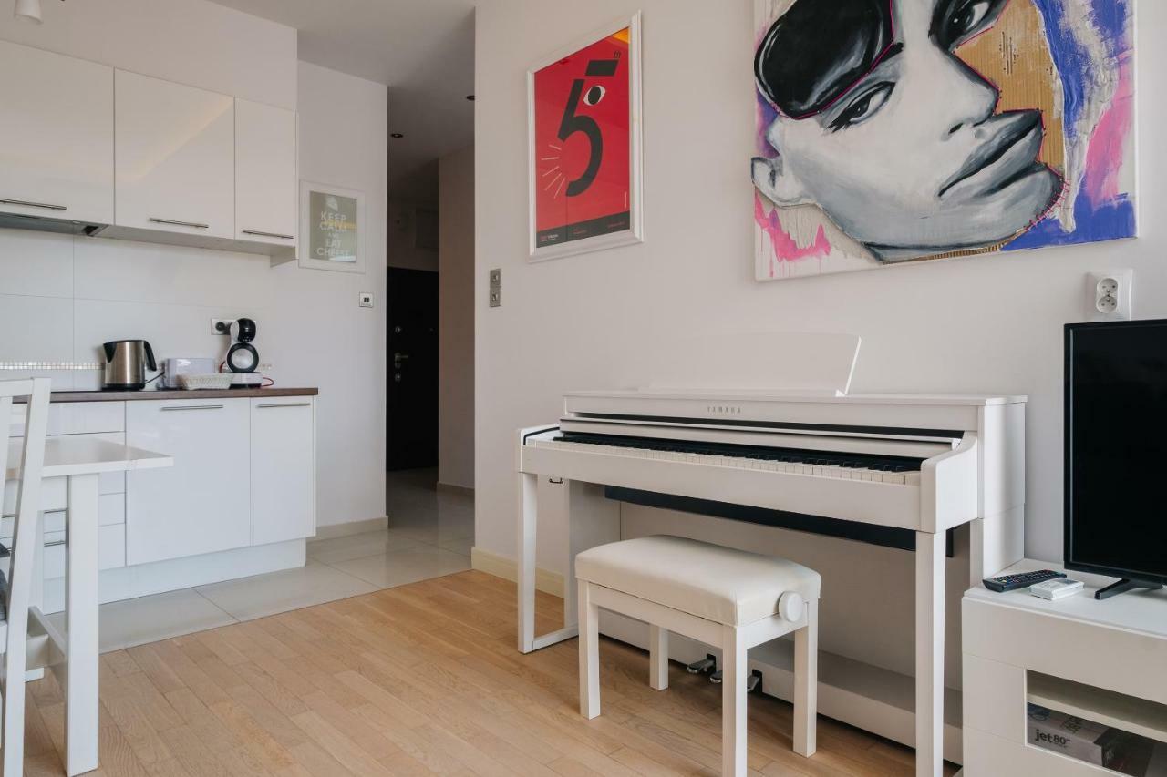 Modern Apartment Across The Ponds Warsaw Luaran gambar